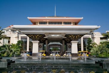 塘厦三正半山酒店